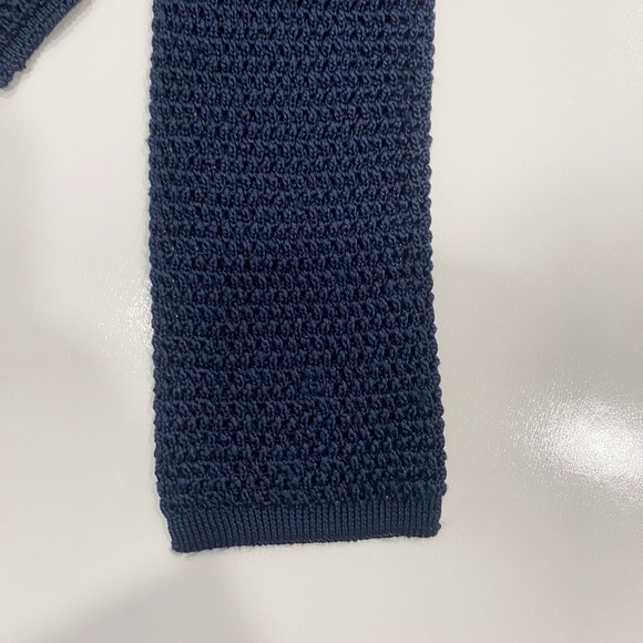Tom Ford Silk Italian Knitted Square End Tie - Picture 6 of 9